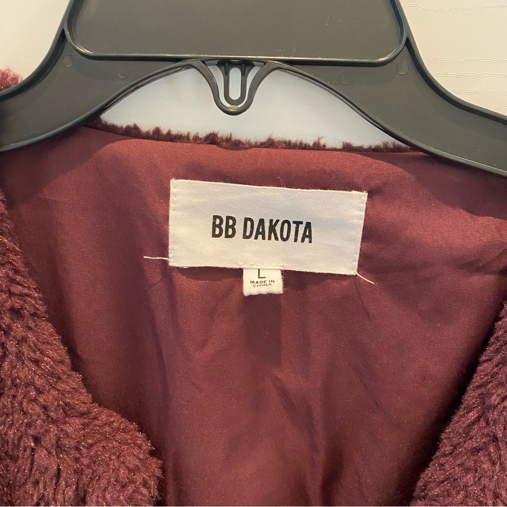 BB Dakota Purple Fuzzy Jacket. Size L.